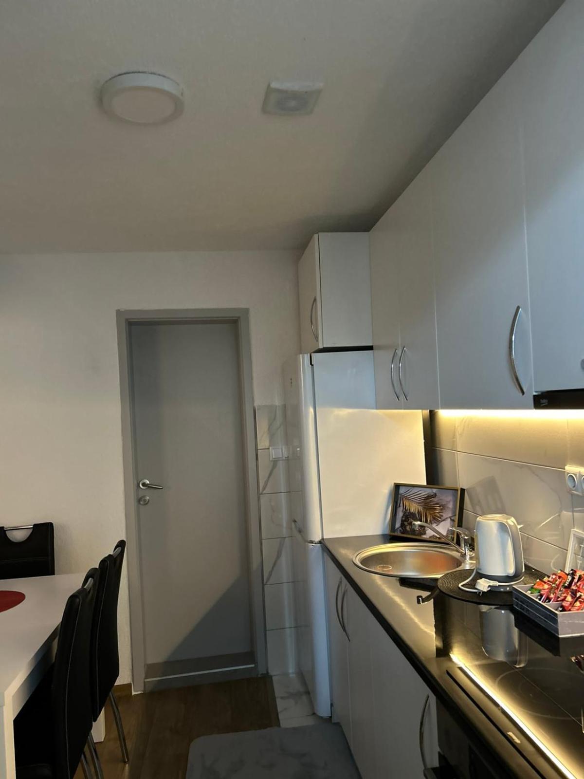Apartman Hana SJJ Esterno foto